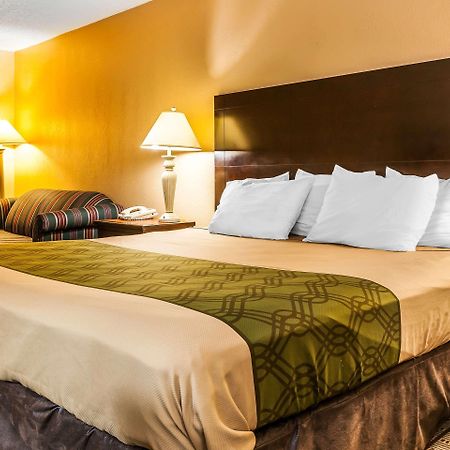 Econo Lodge Венсен Экстерьер фото