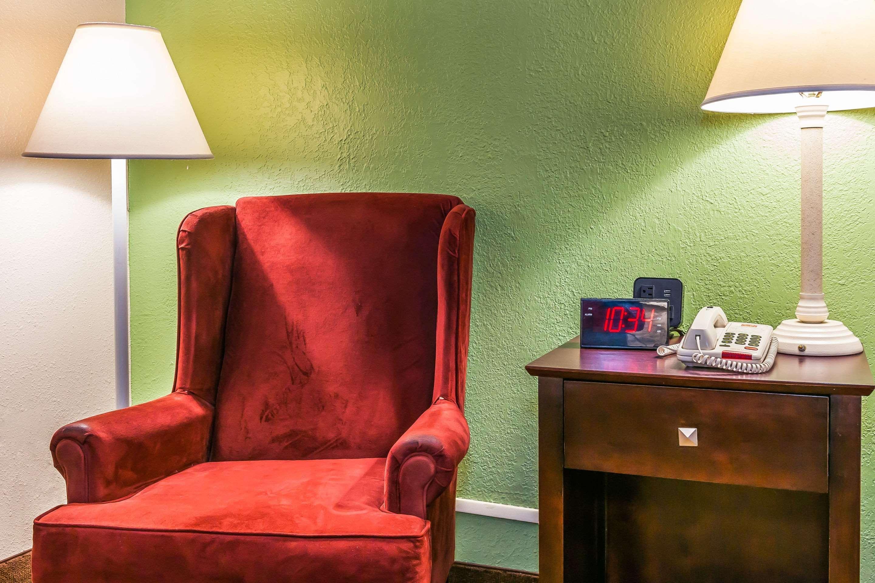 Econo Lodge Венсен Экстерьер фото