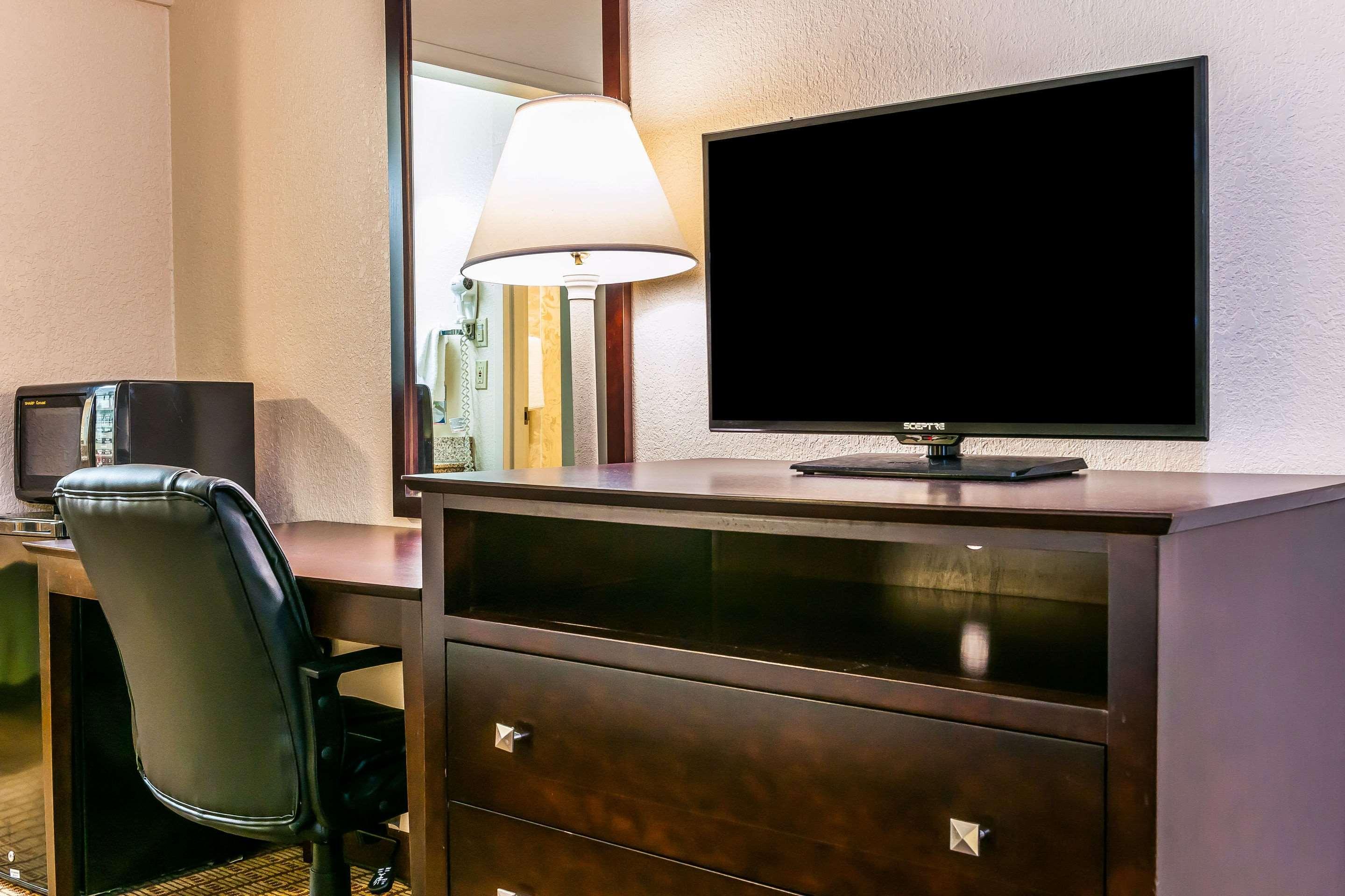 Econo Lodge Венсен Экстерьер фото