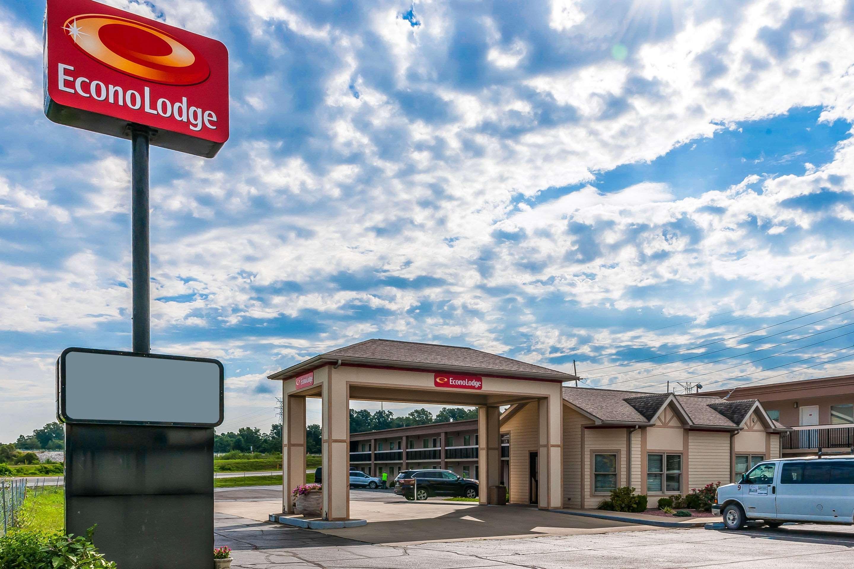 Econo Lodge Венсен Экстерьер фото
